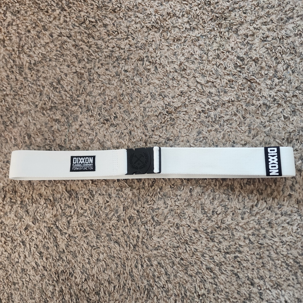 DIXXON White Belt with Black Accents